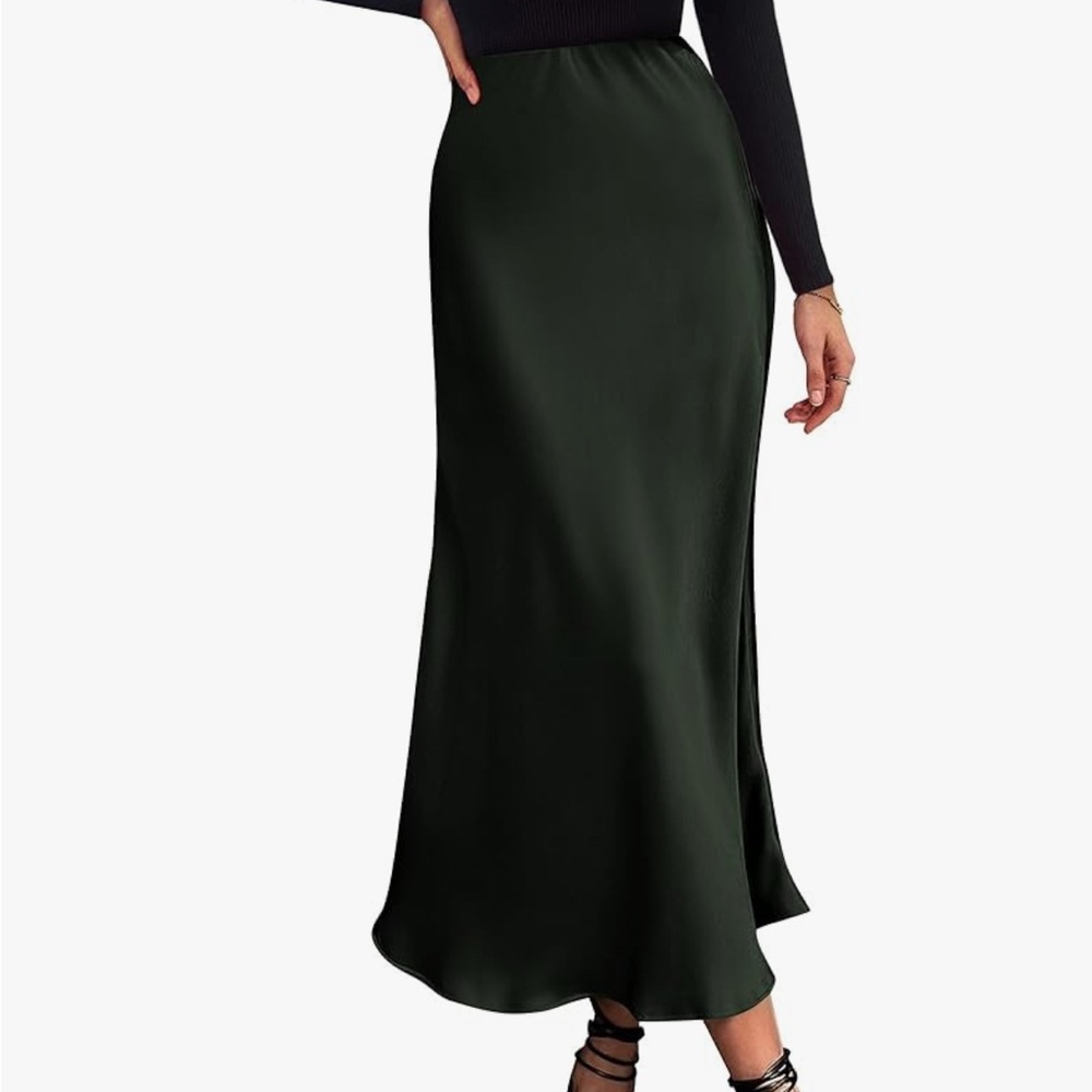 Women's Midi Satin Skirt, Silk Elegant High Waist Flared Dark Green Sz Small NWT